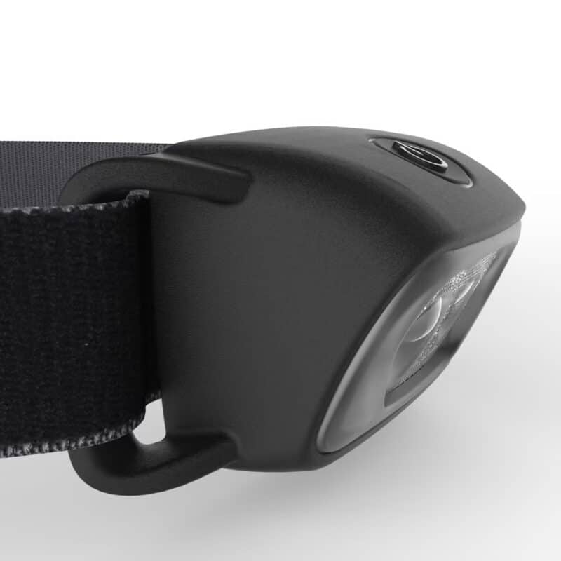 La lampe frontale ONNIGHT 100 de Forclaz, disponible chez Décathlon